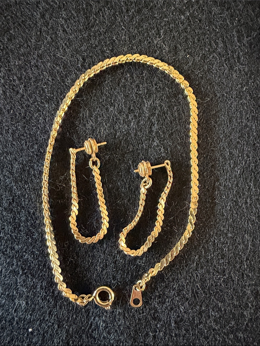 Gold Tone Flat Twist Bracelet And Earrings Set